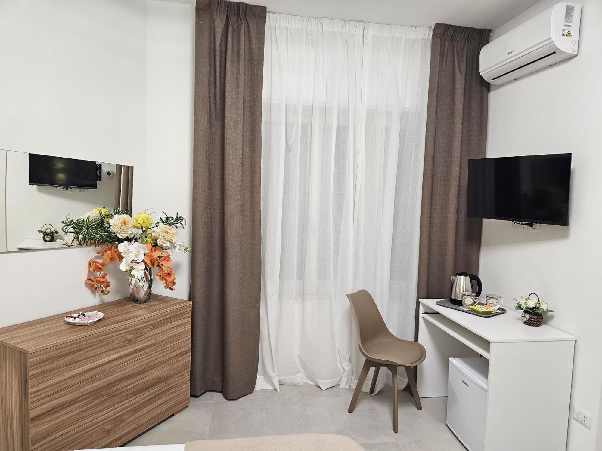 נאפולי Erminia Suite מראה חיצוני תמונה