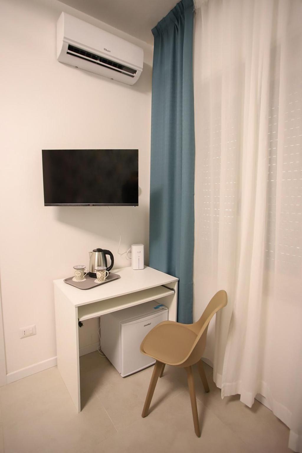 נאפולי Erminia Suite מראה חיצוני תמונה